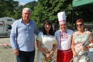 tetevensalamura2406193 2500 порции бяха раздадени на традиционния Празник на Тетевенската саламура