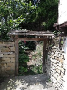 kashtalatineca18072019 2 Убитите исторически сгради на Ловеч