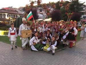 magiavohrid3007192 Фолклорен клуб ”Магия” гр. Ловеч и танцов състав “Слънчогледи” се завърнаха от първото си международно участие на фестивала “Охридски вълни”