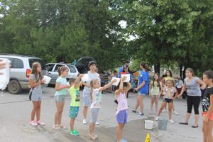 zabavnoliat0o80719 1 "Забавно лято", запазената марка на Центъра за работа с доброволци към Регионална библиотека "Проф. Б.Цонев"