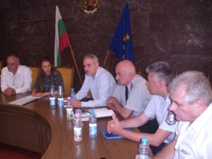 krizisenshtab10819 5 Към момента област Ловеч чиста от АЧС, предстоят и нови превантивни мерки за съхраняване на промишлените ферми и опазване на свиневъдството и работните места