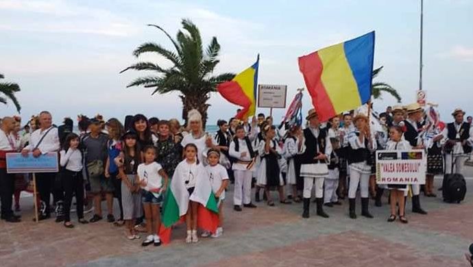 chchuligi1109193 Децата от група "Чучулиги" представиха Ловеч и България на Музикалния фестивал „PARALIA SUN FESTIVAL“