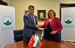 osmangazi2409191 Кметът Корнелия Маринова подписа споразумание за сътрудничество с  кмета на Османгази  (Бурса)  Мустафа Дюндар по време на приятелска визита в Турция в периода 20 - 21 септември 2019