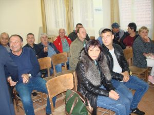 bspslivek41019 3 Жителите на малките населени места в общината заслужават не по - малко внимание от тези в Ловеч, споделиха с кандидата за кмет Радина Банкова участниците в предизборната среща в село Сливек