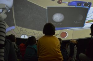 tetevenplanetarium241019 2 Мобилна космическа станция показа Космоса на над 200 малчугани в община Тетевен