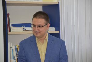 kenanoic2111192 Маринова е представила новия управител на Областния информационен център – Кенан Ердинч
