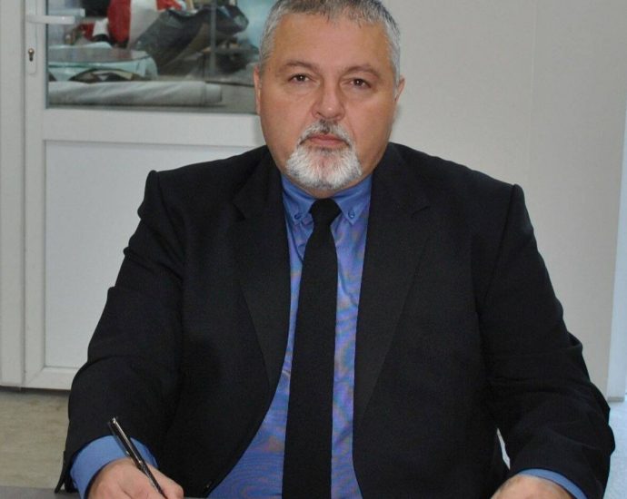 kirilgumnerov2111191 Кирил Гумнеров: Петър Цолов не бил кандидат на ГЕРБ. Ами на кого е кандидат? На Светия синод, може би? Или на Ислямска държава?