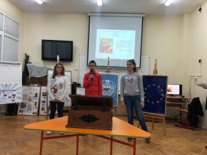 nikiforovdeca2111194 Талантливи ученици от ОУ,,Христо Никифоров’’ с творческа изява, посветена на 30-ата годишнина от приемането на конвенцията на ООН за правата на детето