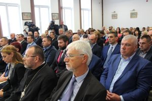tetevenkmetobs1211193 Избраният за втори мандат Кмет на Община Тетевен – д-р Мадлена Бояджиева встъпи в длъжност