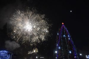 elha612195 Да бъде здраве и благоденствие! Нека бъдем и по-добри човеци! Честита нова година!