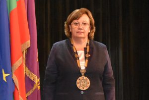 korneliya marinova lovech311219 Кметът на Ловеч по повод Цветница и Великден: Лично аз избирам да остана вкъщи