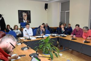 obsajdanedanaci1612191 Над два часа обсъждат предстоящото увеличение на местните данъци в Община Ловеч