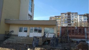 remontdimov1612191 Бави се ремонтът на основно училище „Проф. Димитър Димов“ в Ловеч