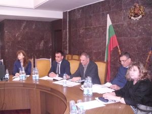 bezopastnostpat3101201 2 Областната комисия за безопасност на движението по пътищата проведе в Ловеч поредното си заседание