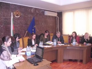vikasoc2701201 Работна среща между служители на Асоциация по ВиК на обособената територия, обслужвана от „ВиК“ АД – Ловеч и представители на общините проведе областният управител Ваня Събчева
