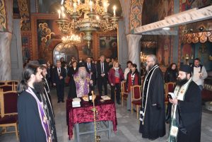 3mart303201 ЛОВЕЧ ОТБЕЛЯЗА ТРЕТИ МАРТ С ТЪРЖЕСТВЕНА ЦЕРЕМОНИЯ И ВОЕНЕН РИТУАЛ НА ХЪЛМА СТРАТЕШ