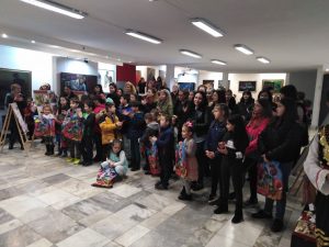 izlojbamartenici203202 Изложба с мартеници на ловешки деца в Художествената галерия