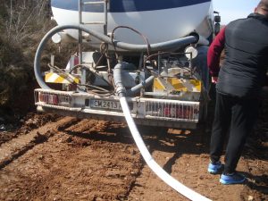izvorvoda110320 8 Текат аварийно-възстановителни работи по отстраняване на възникналите проблеми с водоснабдяването в Български извор