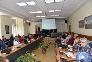 kmetovesreshta803202 Над два часа е продължила работната среща с кметове на кметства и кметски наместници на населените места на територията на Община Ловеч