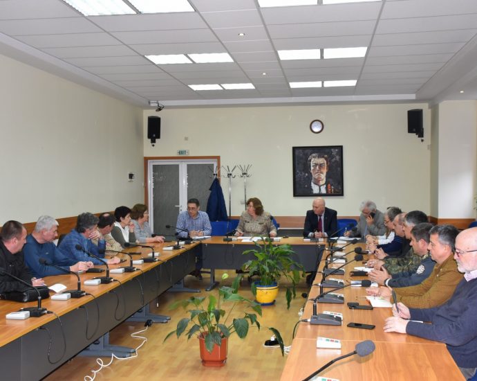 operatien shtab МЕРКИ И ПРЕПОРЪКИ ВЪВ ВРЪЗКА С ПРЕДОТВРАТЯВАНЕТО И ОГРАНИЧАВАНЕТО НА РАЗПРОСТРАНЕНИЕТО НА КОРОНАВИРУС В ОБЩИНА ЛОВЕЧ