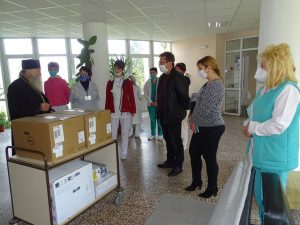 bpcdarenie104201 Детско отделение на Ловешката болница получи дарение от БПЦ