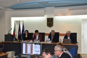 obs2805201 Дефицитът на Община Ловеч е около 2 000 000 лева. Увеличение на местните данъци с десет процента. Съветниците отхвърлиха финансовата прогноза на Общината