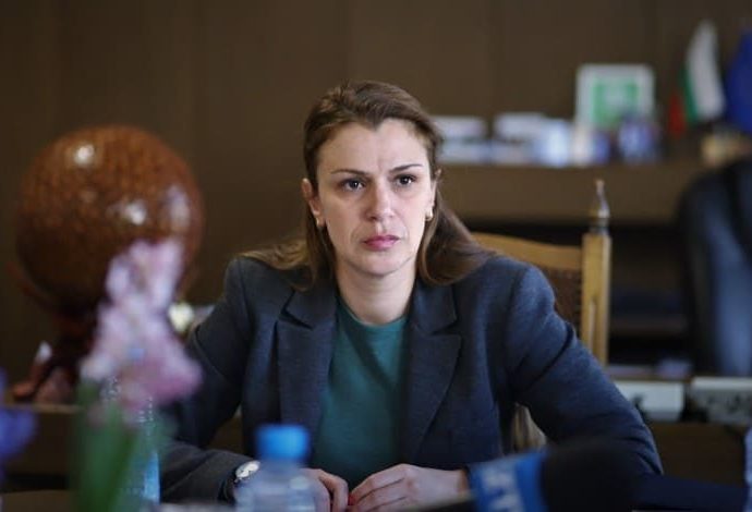 vaniasabcheva1305201 ОБРЪЩЕНИЕ НА ОБЛАСТЕН УПРАВИТЕЛ