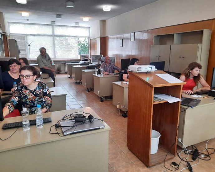 ouobuchenie2206201 Експертите от Областна администрация Ловеч участваха в обучение за онлайн провеждане на търгове