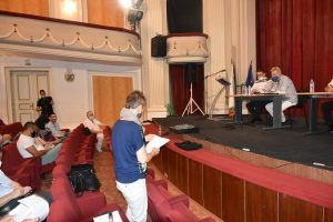 obs 3007201 Четиричленна временна комисия от Общински съвет Ловеч ще проверява документацията по договора за Спортната зала в "Димитър Димов"