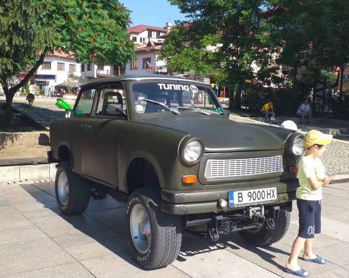 trabant fest 30730 3 Атрактивен и забавен "Трабант Фест" ще се проведе в Тетевен на на 04 юли 2020