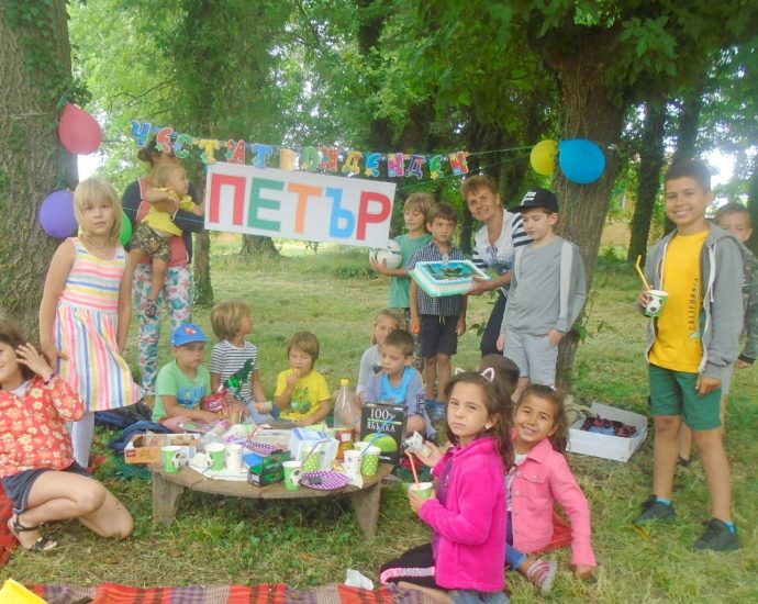 zeleno uchilishte joglav 2107201 На полянките между вековните дървета в парка на Йоглав започна първото "Зелено училище"