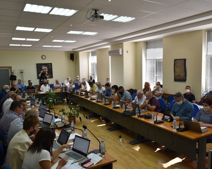 obs2708201 Общинските съветници в Ловеч НЕ одобриха изцяло или частично освобождаване от заплащане на дължимите месечни наемни вноски за общински нежилищни имоти за периода от 15 юни до 14 юли 2020 г