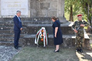 osvobojdenie2208202 Ловеч отбеляза 143 години от Освобождението на града от османско иго и установяване на местно управление