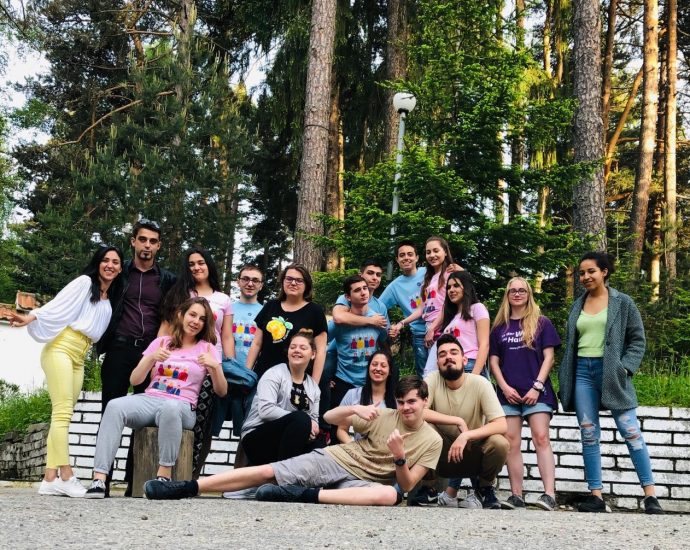YFU seminar 209201 YFU България дава 20 стипендии за глобални млади лидери