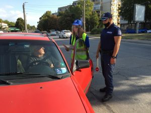 akcia2409204 Ученици и полицаи участваха в акцията „Децата тръгват на училище! Да ги пазим на пътя!”