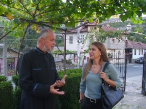 porta carkva 170920 2 100-годишната порта на най-стария храм в Ловеч „Света Неделя“ в кв. Вароша е реставрирана по инициатива на екипа на Областна администрация