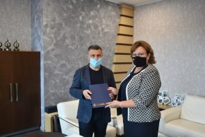 boni blagodarnost 110201 Фотоволтаична инсталация и рендеринг са новите проекти на най-големия работодател в града „Месокомбинат – Ловеч“ АД