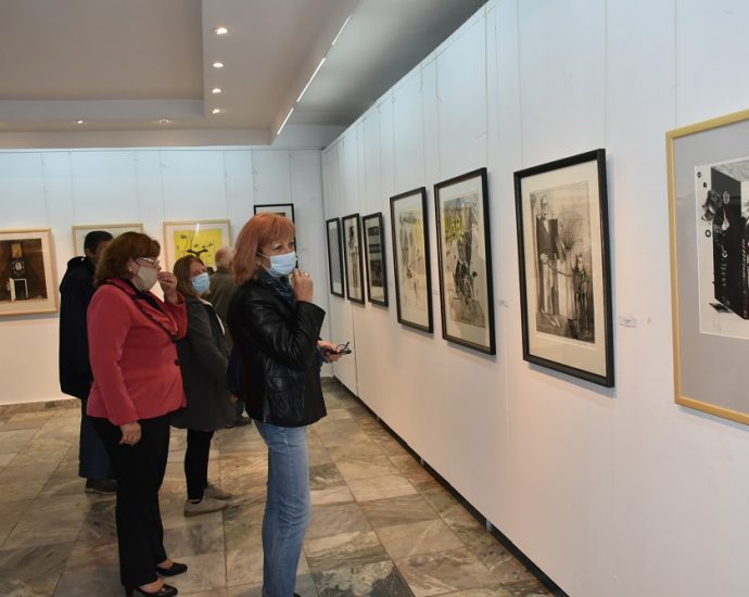 izlojba810205 Изложба на големия Стоян Цанев (1946 – 2019) бе открита днес в ХГ „Проф. Теофан Сокеров“ – Ловеч