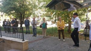 pogrebenie naiden angelov 210201 С ръкопляскане изпратиха в последния му път любимия учител на Ловеч Найден Ангелов Найденов