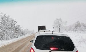 zima3011201 Пътна полиция с апел към участниците на движението: Съобразявайте се със зимните условия и ситуацията на пътя!