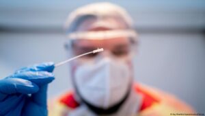 antigen test 2212201 През денонощието в област Ловеч Новите случаи са 21, хоспитализирани са 7, починалите са трима