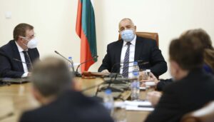 ministerski savet 1212201 Окончателните противоепидемични мерки, които ще действат до 31 януари 2021 г., бяха докладвани на работно съвещание при премиера Бойко Борисов