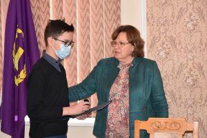 nikolai borisov priznanie 412203 Кмет и зам. министър наградиха Николай Борисов от седми клас на Математическа гимназия в Ловеч за доблестна постъпка и спасен човешки живот