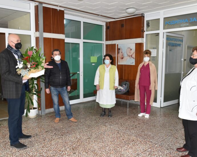 ag bolnica 2201211 Първото бебе за 2021 се е родило на 20 януари. Миналата година в Ловеч са родени 130 деца