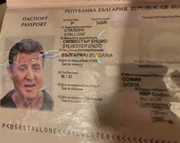 akcia falshifikatori 2901211 Разбиха бандата направила фалшиви български документи на името на Силвестър Сталоун