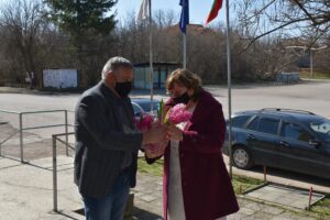 8mart goran 903211 Дамите от ловешките села Брестово и Горан отбелязаха Международния ден на жената – 8 март. Техен гост беше кметът на Община Ловеч Корнелия Маринова.
