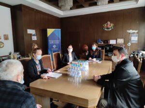 oblast nabliudateli 2003211 Наблюдатели от Организацията за сигурност и сътрудничество в Европа /OSCE/ в изборите за народни представители проведоха срещи с Областния управител, кмета на община Ловеч и медии