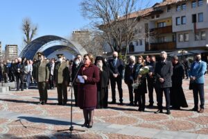 osvobojdenie 303212 С тържествена церемония на площад „Тодор Кирков“ в Ловеч бяха чествани 143 години  от Освобождението на България