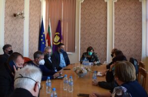 shtab 2903211 Кметът Маринова: Активно подкрепяме въведените мерки, нашата позиция е те да продължат.