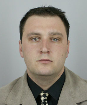 гл. инспектор Ивайло Славков След смяната на Директора на ОД на МВР Ловеч, промяна и в Троян. Ивайло Славков е назначен временно за Началник на РУ Троян